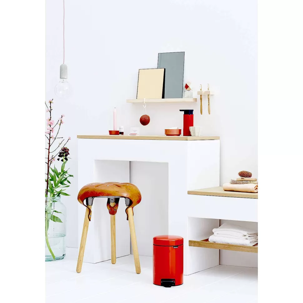 brabantia_newicon_pedaalemmer_3l_7-4.webp Sale Newicon Pedaalemmer (3L) Prullenbakken